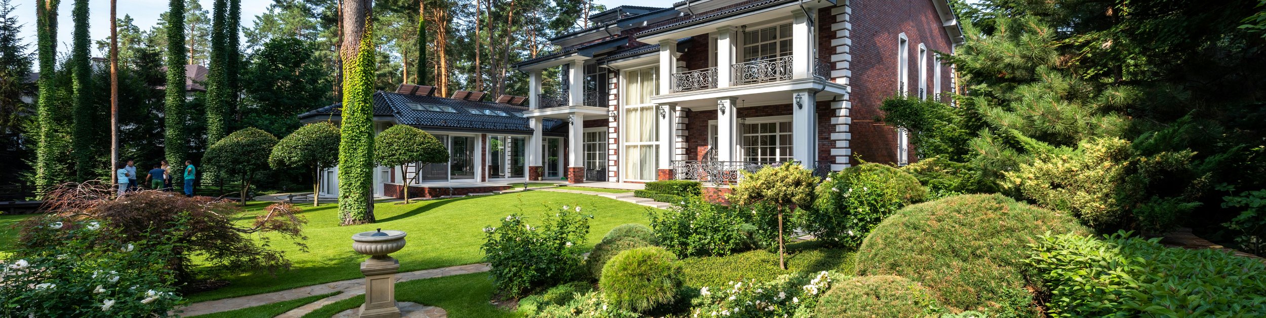 Beautifully landscaped residential yard in Sanford North Carolina